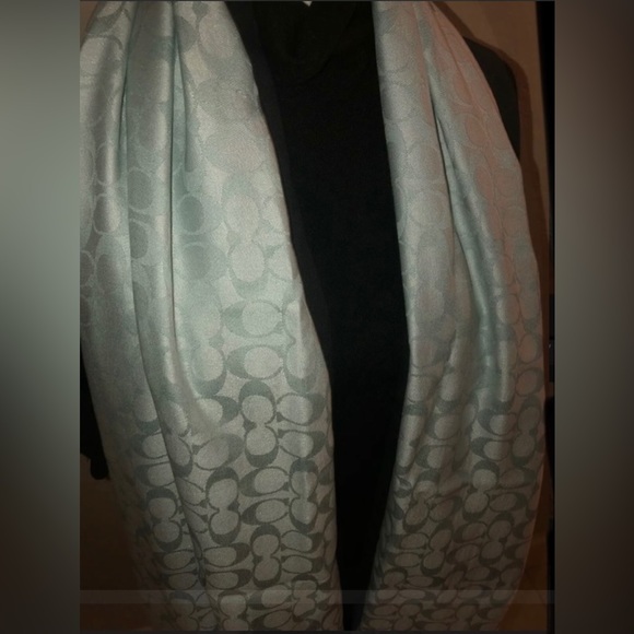 NEW Coach Signature Lightwt Stole/Scarf in Mint/DuckEgg Blue 50%Silk Rare 84x26” - Picture 14 of 16